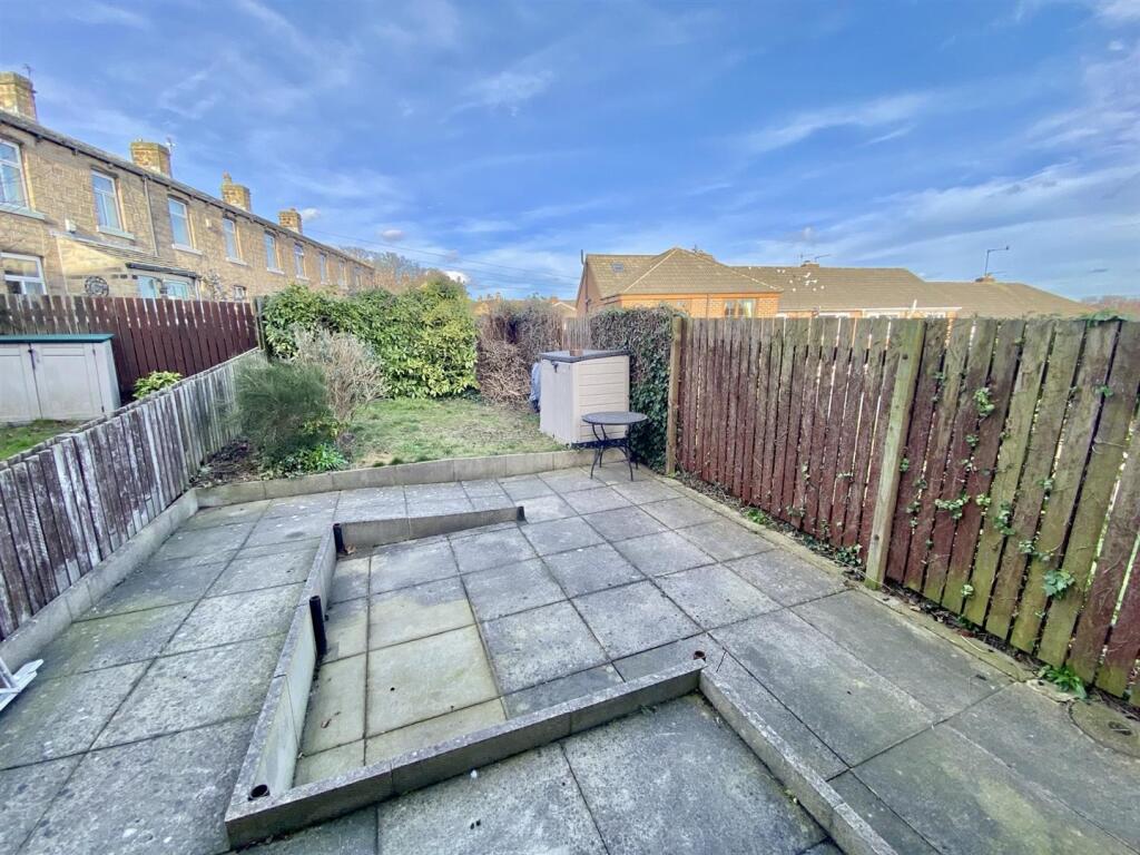 Bramleys Estate Agents - Gordon Court - Shillbank 