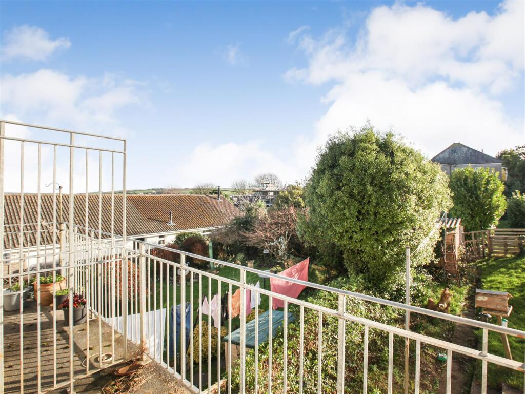 10 Kingsale Road, Salcombe, Devon TQ8 8AS | Hollis