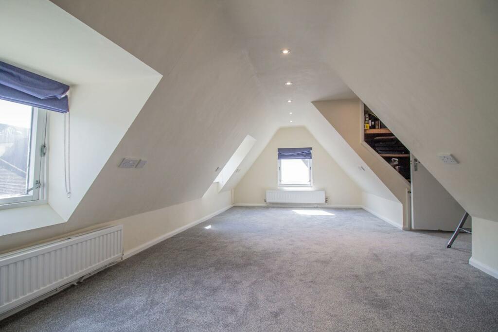 21a Churchgate Street_Bury St. Edmunds [Bedroom Tw
