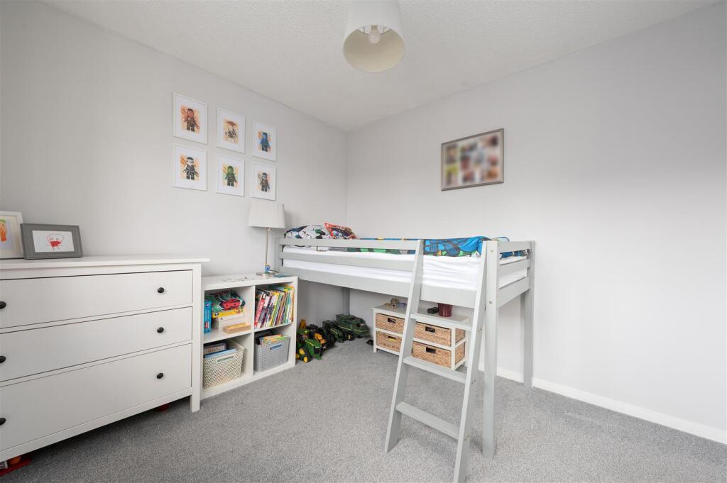 30RossAvenue026.JPG