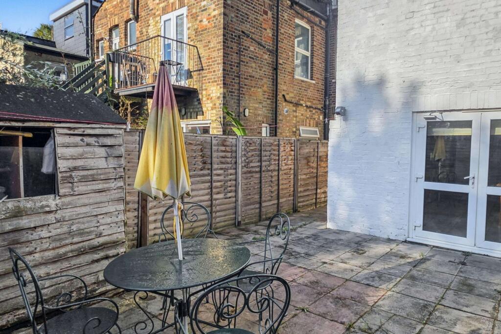 19 Ramsey Road, Acton, London W3 8AZ