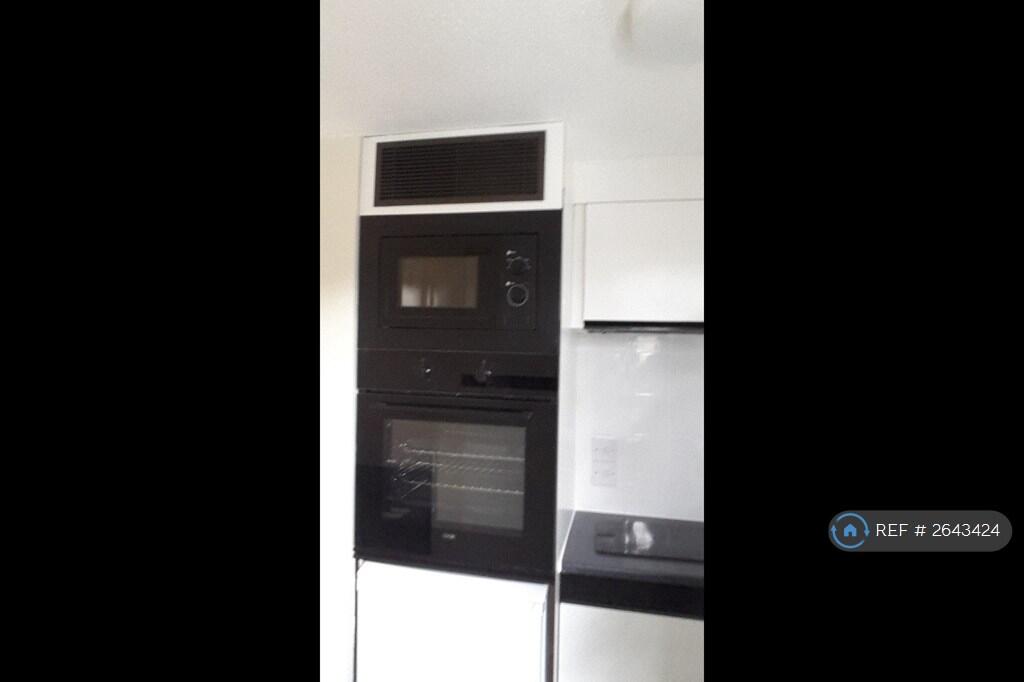Oven And Microwave