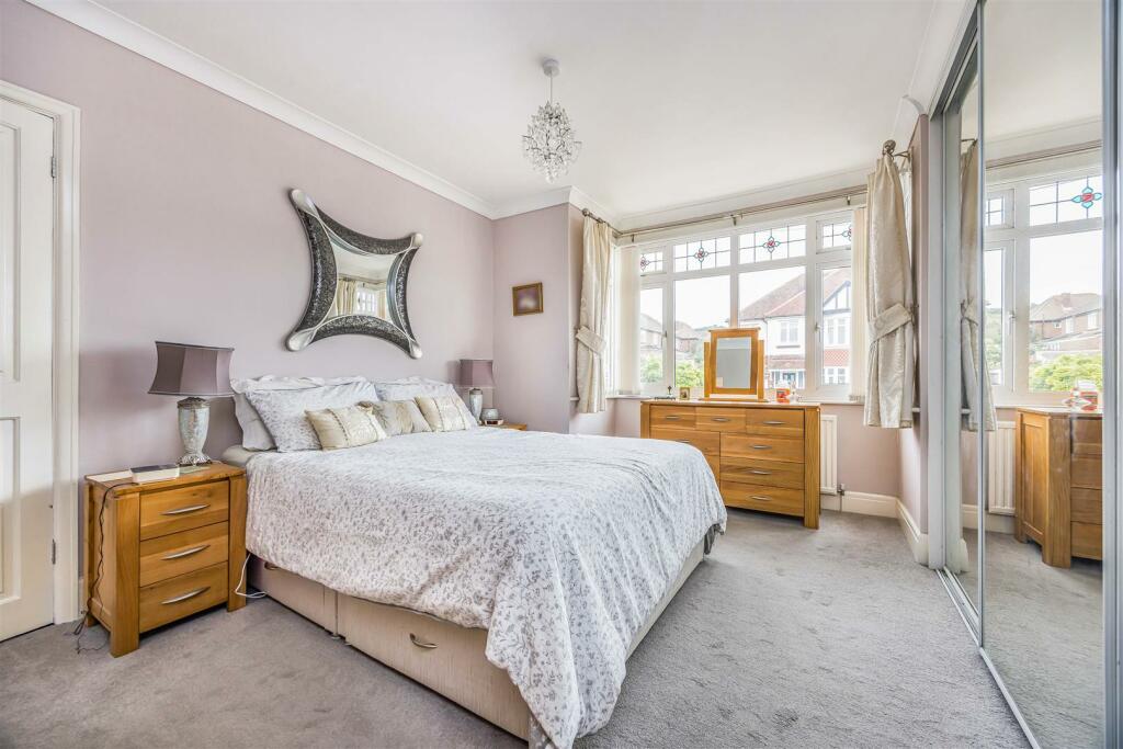 16 Southdown Road, Cosham-Small-PorticoMarketing-N