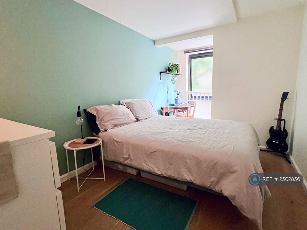 Bedroom 01