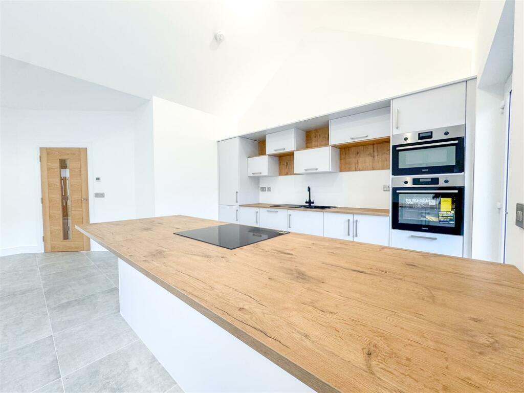 Kitchen/Lounge/Diner