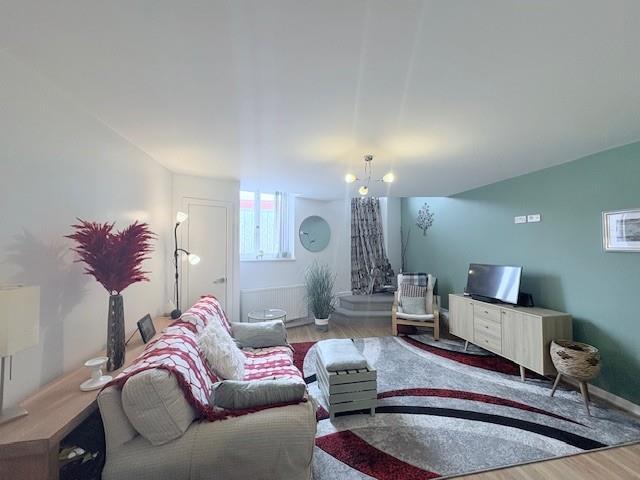 Flat 3 St Marys Living Room.jpg