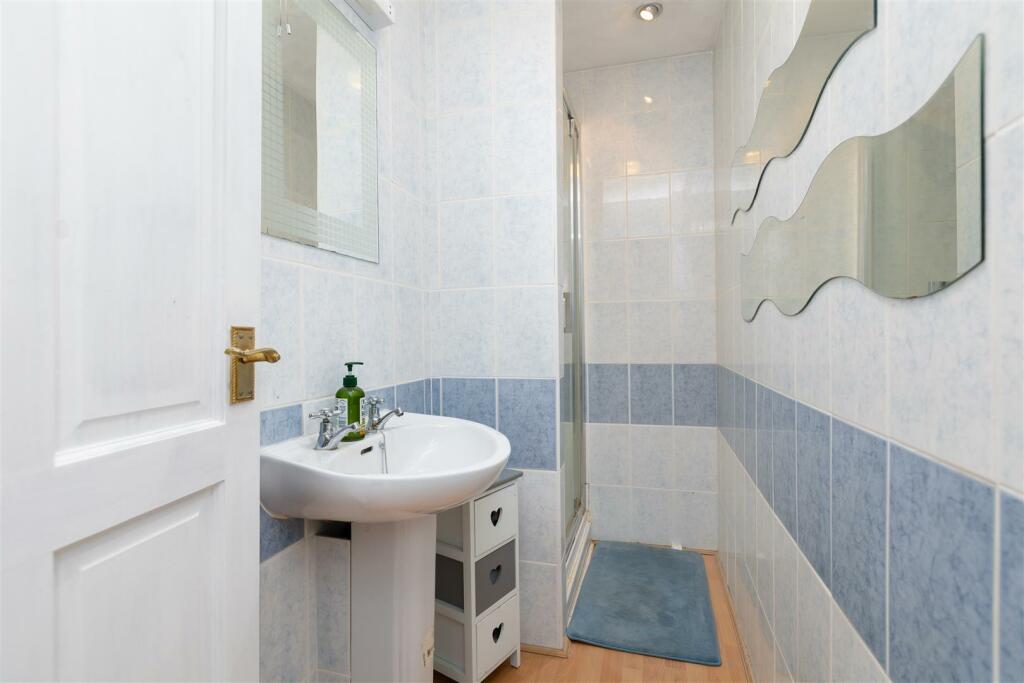 En-suite Shower Room