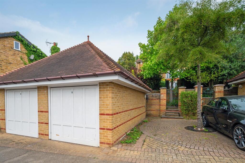 COTTENHAM PARK ROAD, 47A-28.jpg