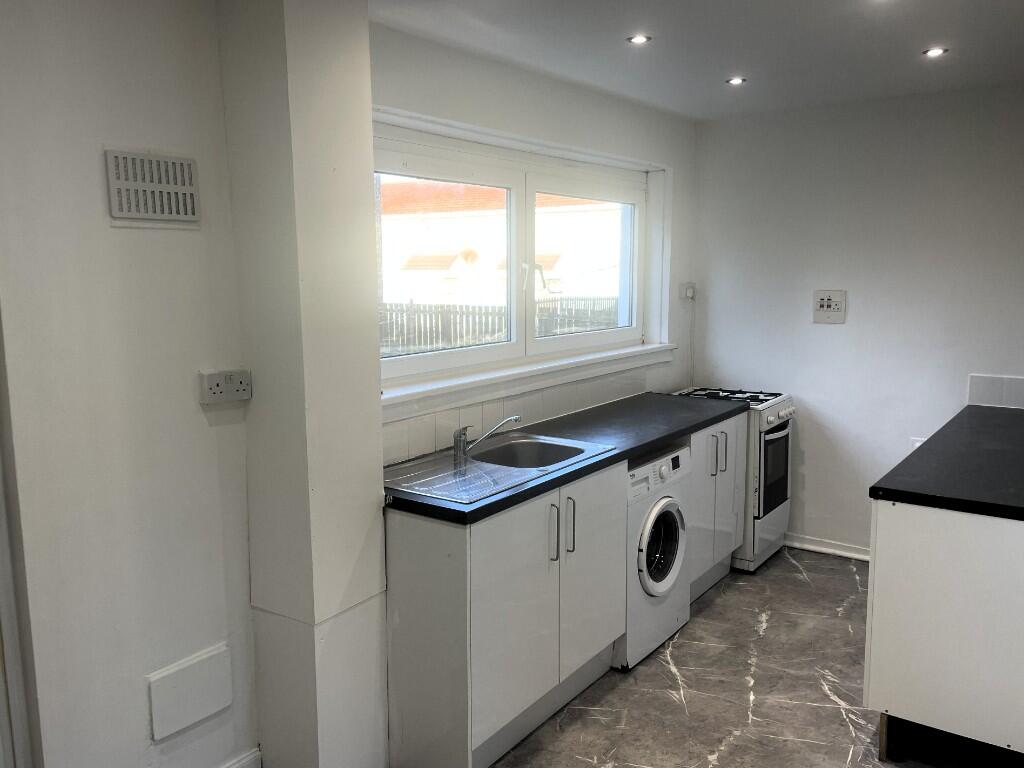 Kitchen 4.9m x 3.8m