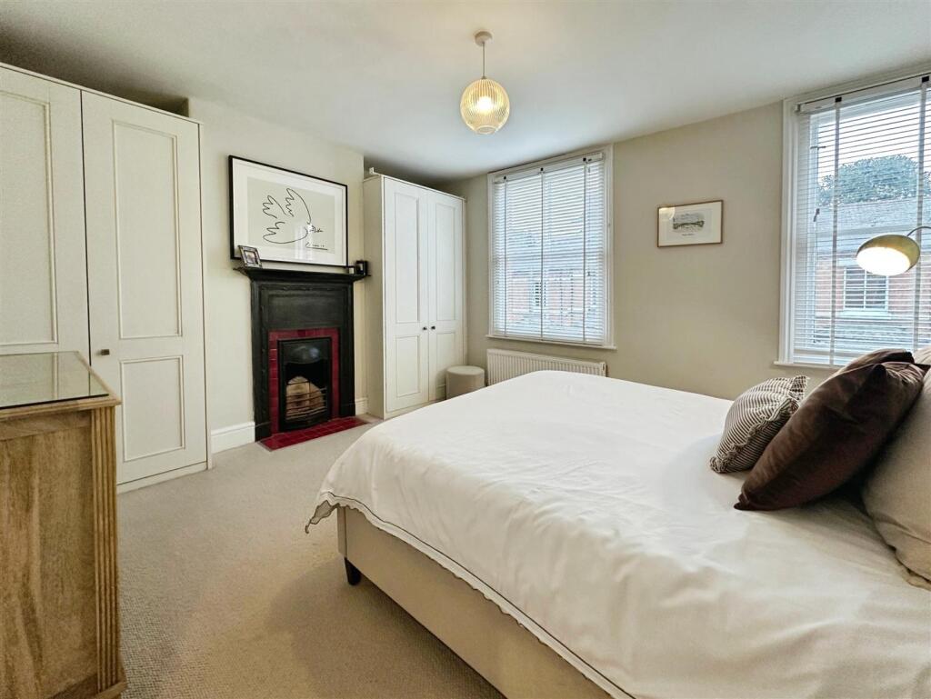 819ab72b--409D-B4BD-89433C997829-85894-00001C1B07C