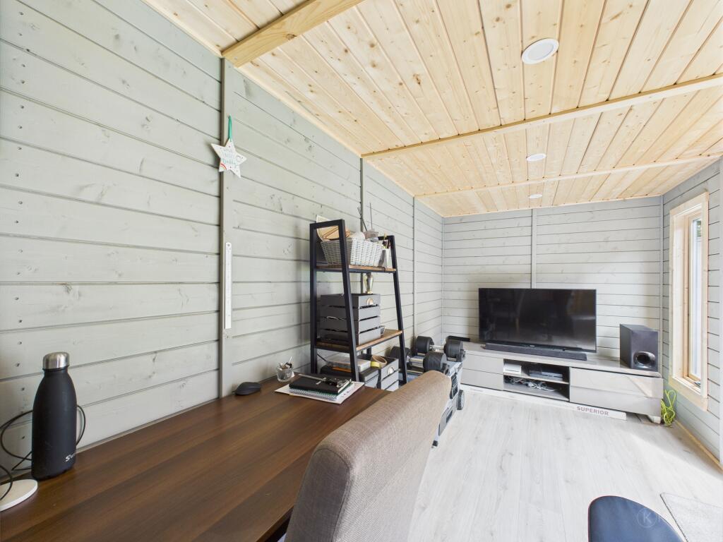 CAM02119G0-PR0419-STILL022