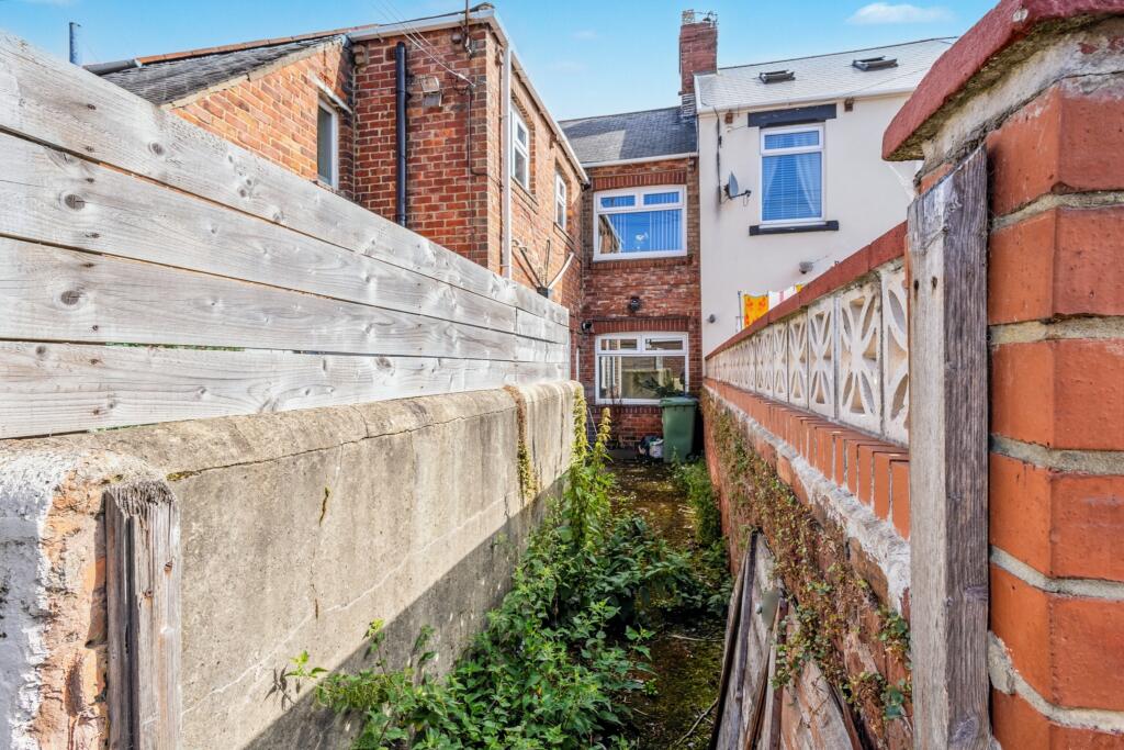 34 Station Avenue South, South Fencehouses, Houghton Le Spring, Tyne and Wear, DH4 6HN