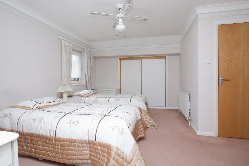 general 21 Seven Sto