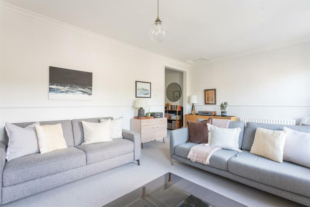103b Crystal Palace Road-05.jpg
