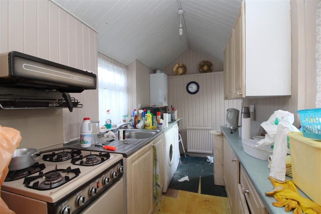 Kitchen 2 T202509041231.jpg