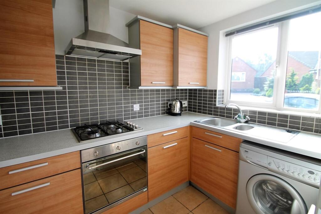 2 Wharf kitchen.jpg