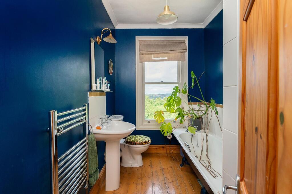 1S5R1KE - Bathroom C.jpg