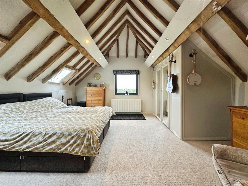 ad2e7062--44F4-9B1F-38504C9A428C-26888-000007B0741