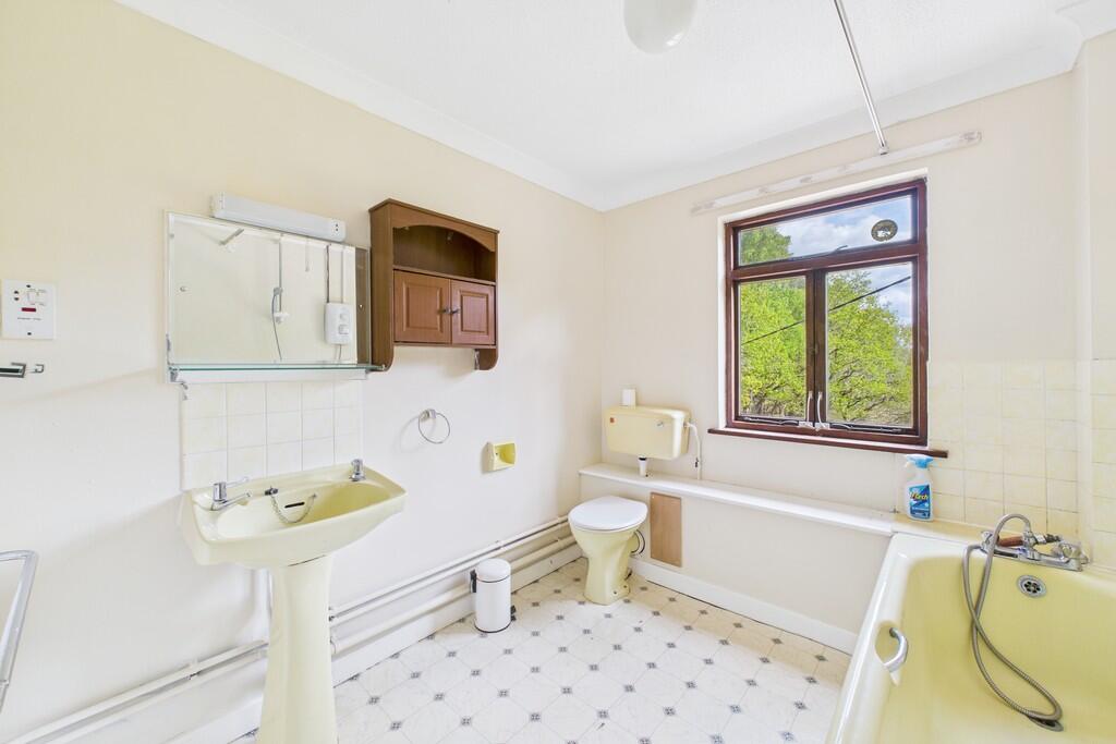 CAM01689G0-PR0462...