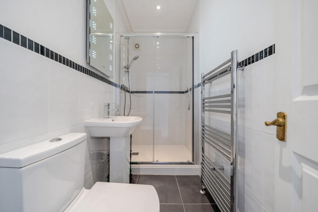 1335246-14-6895e7...