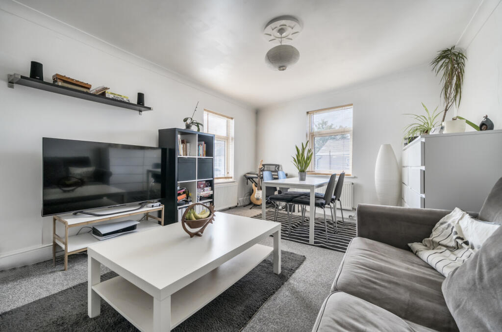 1359048-8-68d51bd...