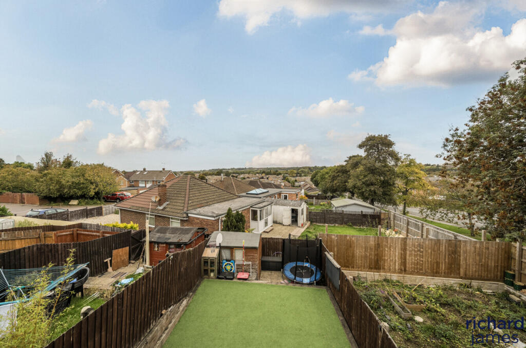 4376debca9664a93afbe5c5984f1bed9