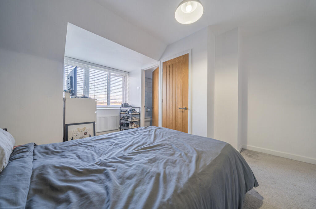 1377263-18-6915fc...