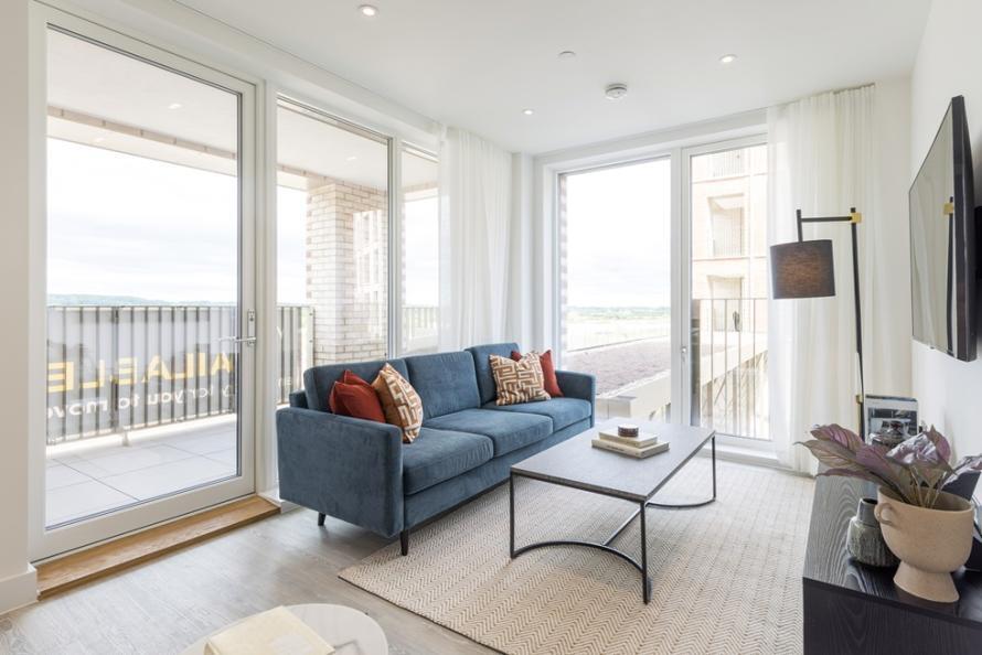 Apartment 40, Fusion - Living