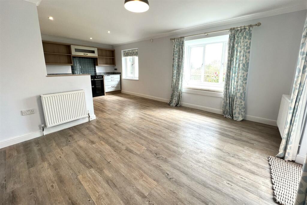 Diner/Kitchen
