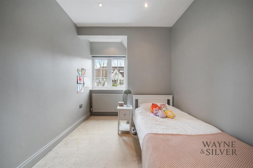 Hampstead Gardens-11.jpg