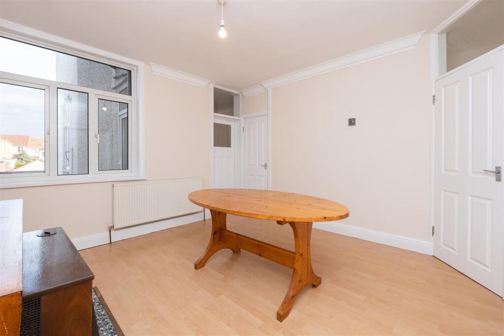 78-Keys-Avenue-BS7-0HJ-19.jpg