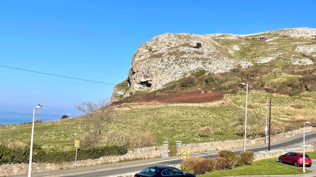 view 2 from bed 1.jpg