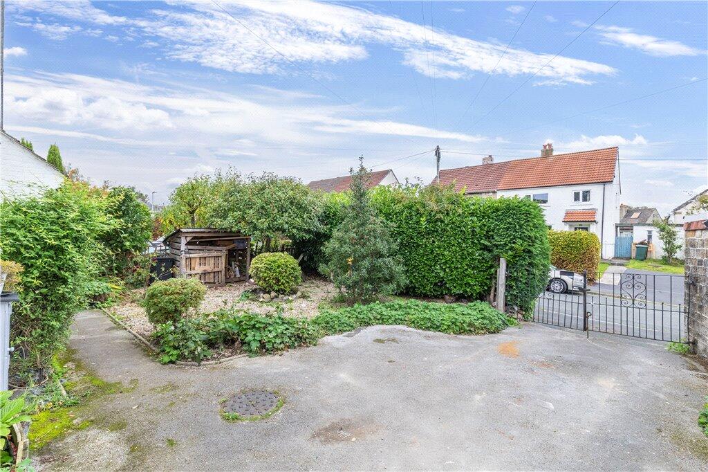 Front Garden &amp; Drive