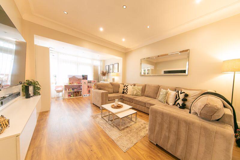 Living and dining space