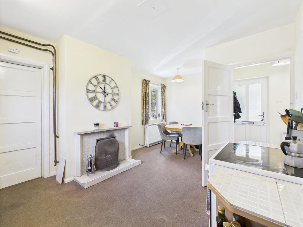 Kitchen/Dining Room