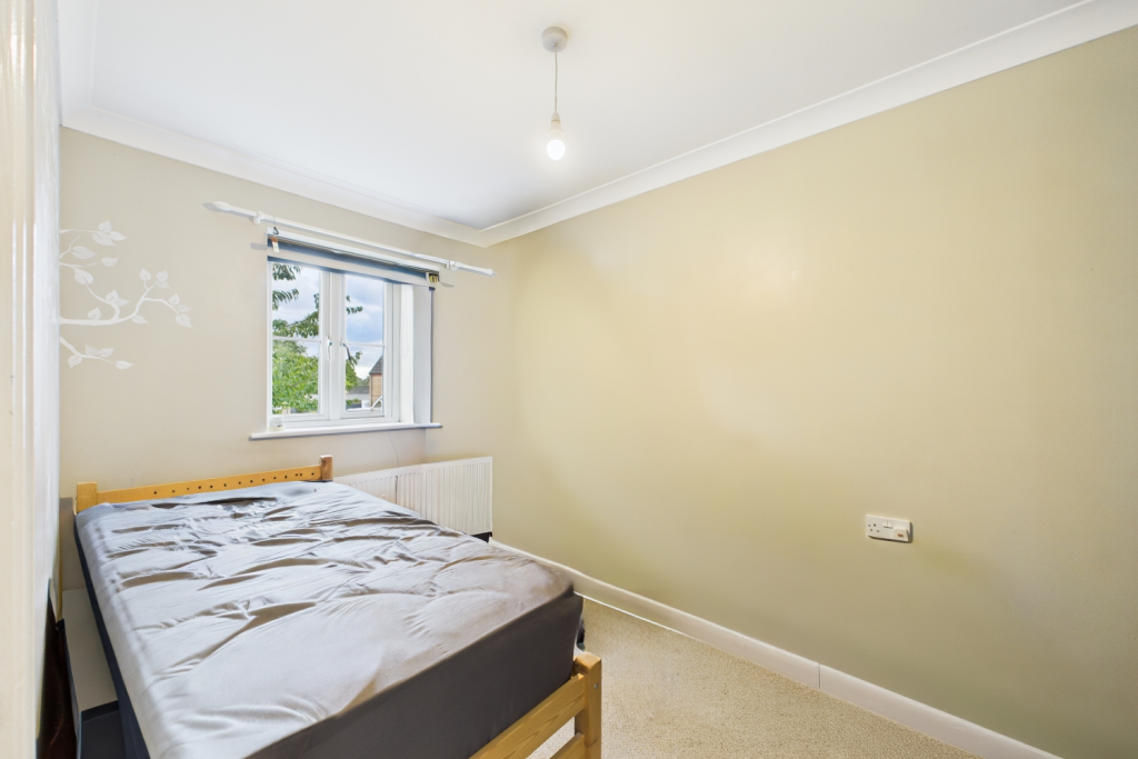 EweMove Spalding -  Finlay Close - Bedroom