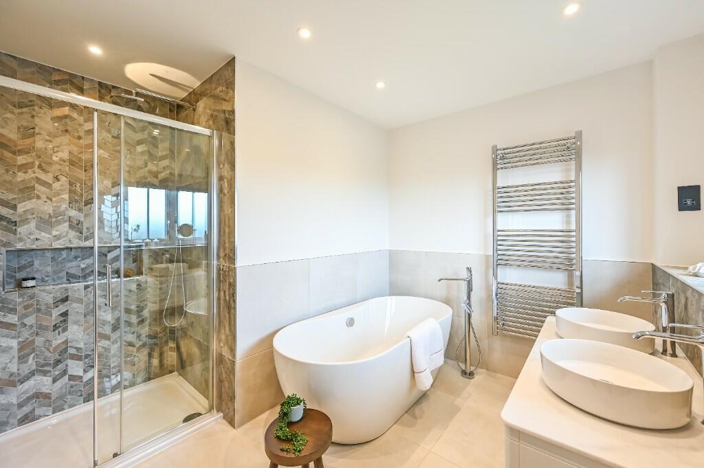 Master En-suite