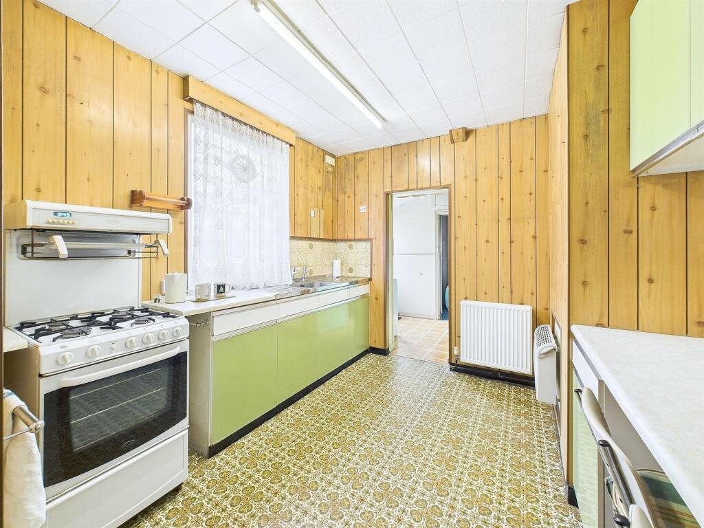4 - Victorian terraced house.jpg