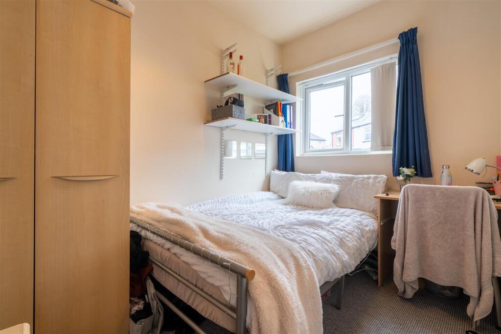 Bedroom 3.jpg