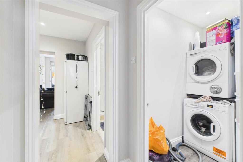 Basement Flat @ 54 St Pauls Road, Clifton, Bristol