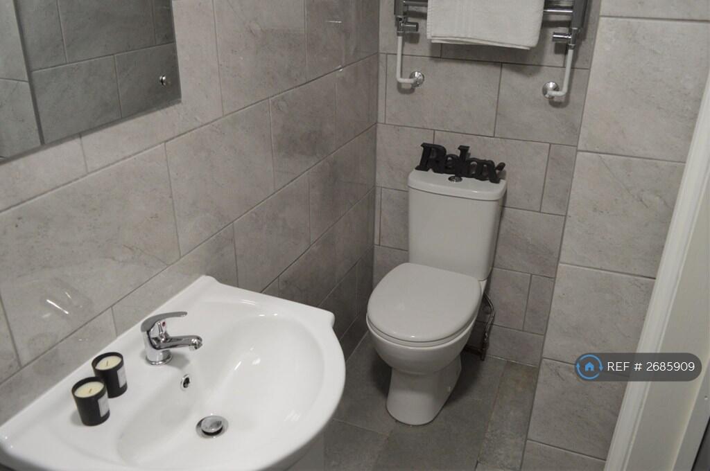 Bedroom 3 En-Suite