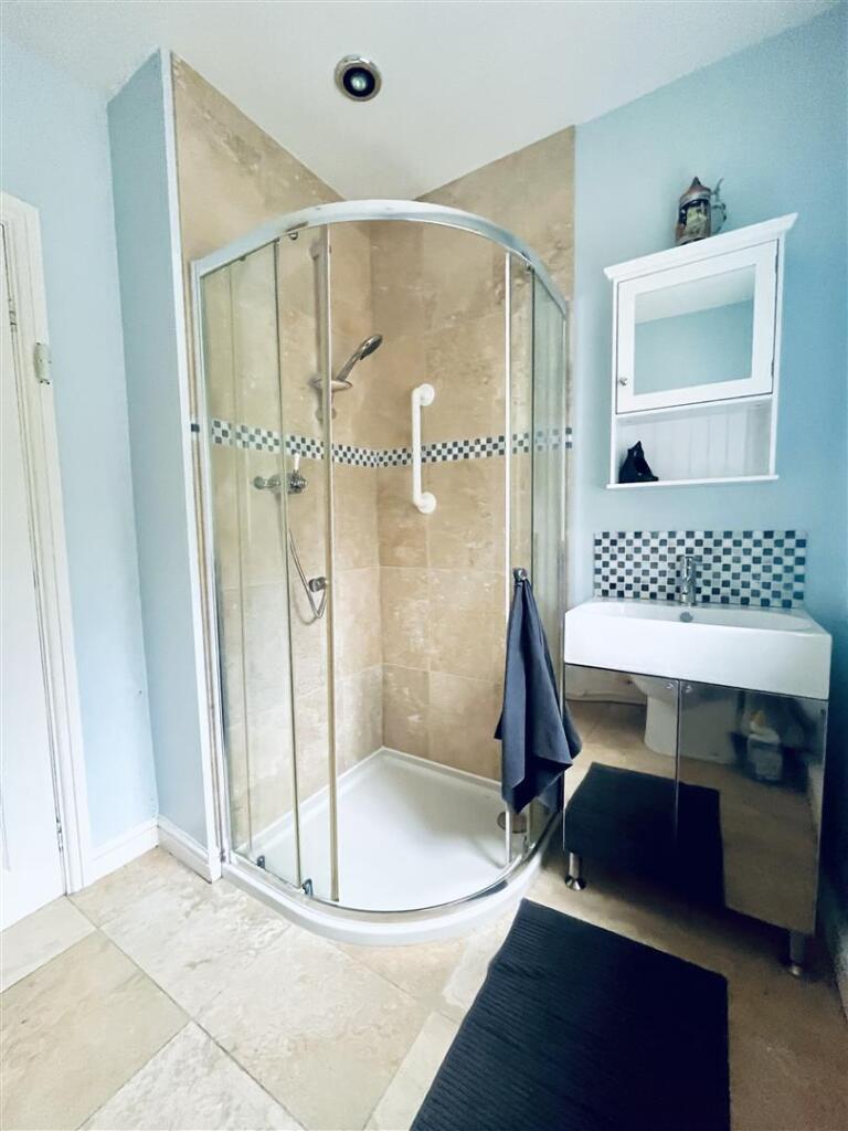 Shower Room Aspect 2