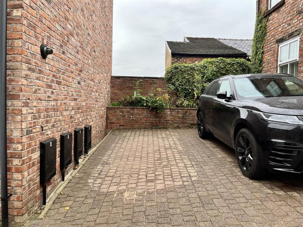 Private Parking Space