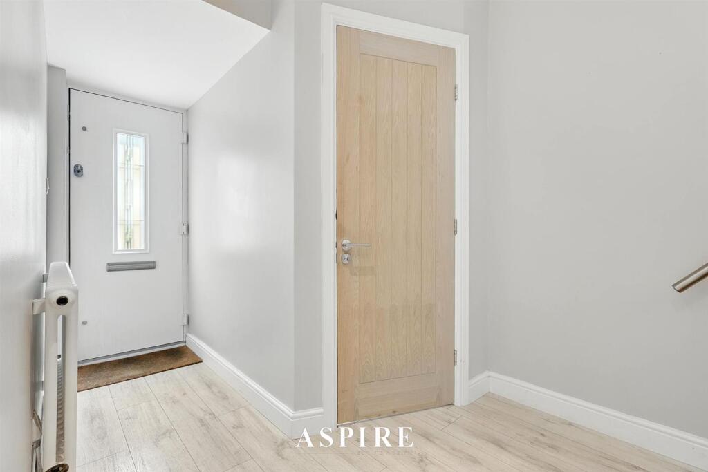 IMG_1137-IMG_1141.jpg