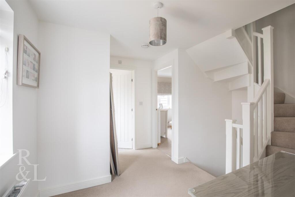 1, Hawksbeard Close  (20).jpg