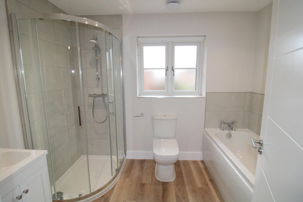Main Bathroom