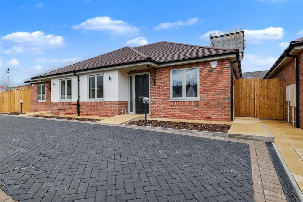 Plot 9 Front External 1.jpeg