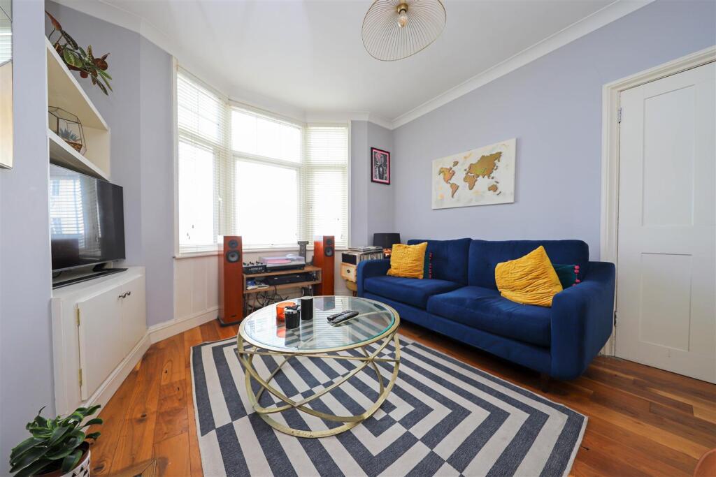 nicholas james livingston rd living 2.jpg