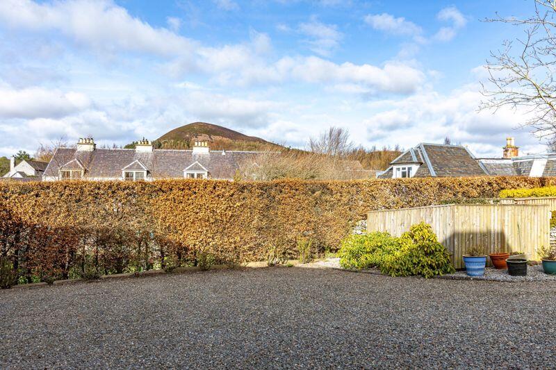 Driveway &amp; View to Eildon Hills