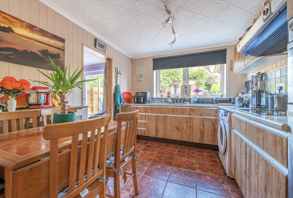 1317354-14-686af3...